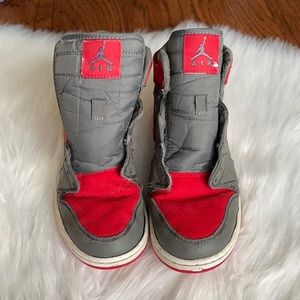 Jordan Air Mids Basketball Sneakers Size 6Y RED